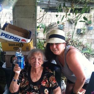 Meet your Posher, Dee